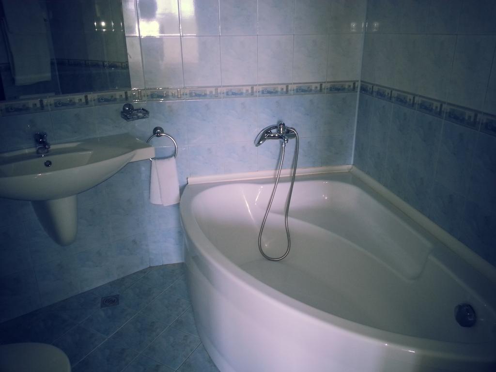 Boliari Hotel ヴェリコ・タルノヴォ 部屋 写真