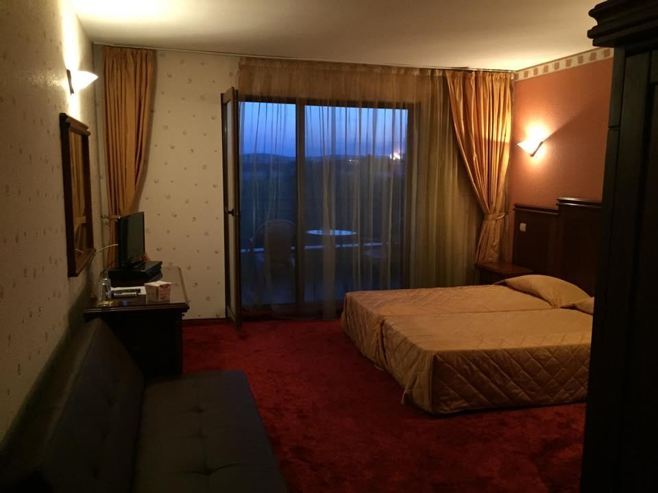 Boliari Hotel ヴェリコ・タルノヴォ エクステリア 写真